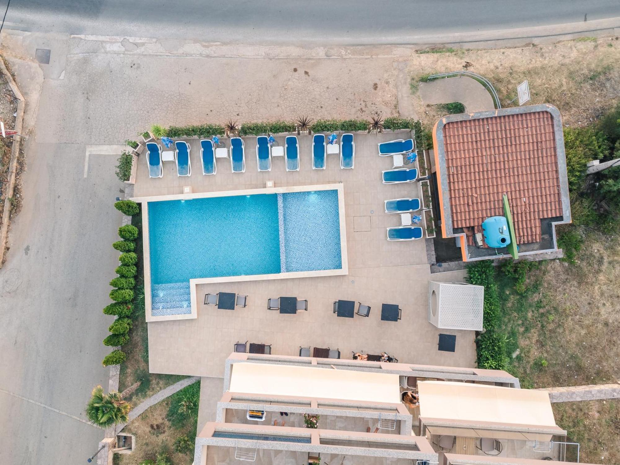 Lux Hotel M โดบราวอดา ภายนอก รูปภาพ